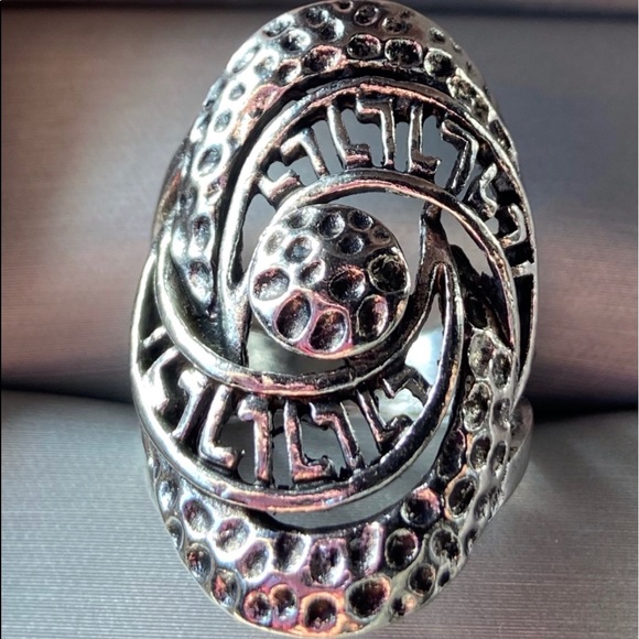 BN STERLING SILVER WOMENS RING - Picture 3 of 3